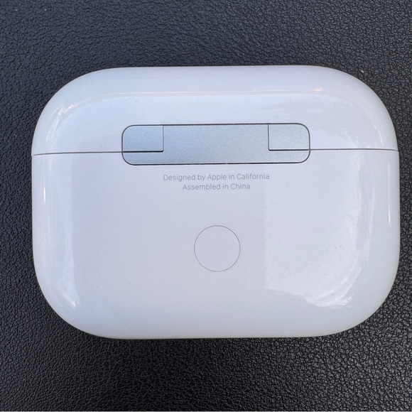 Apple AirPod Pro 2nd Generation - Picture 4 of 7